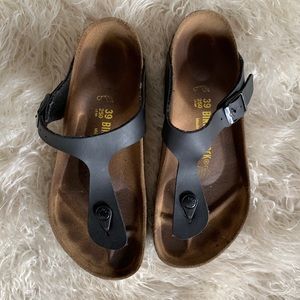 Birkenstock Gizeh Black Oiled Leather Sandals 39